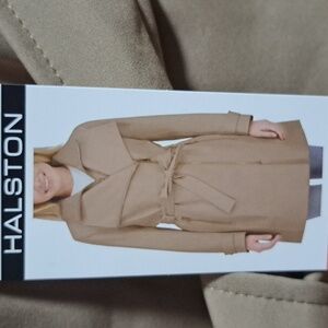 Halston Heritage Women's Beige Trench Coat New Size Medium.